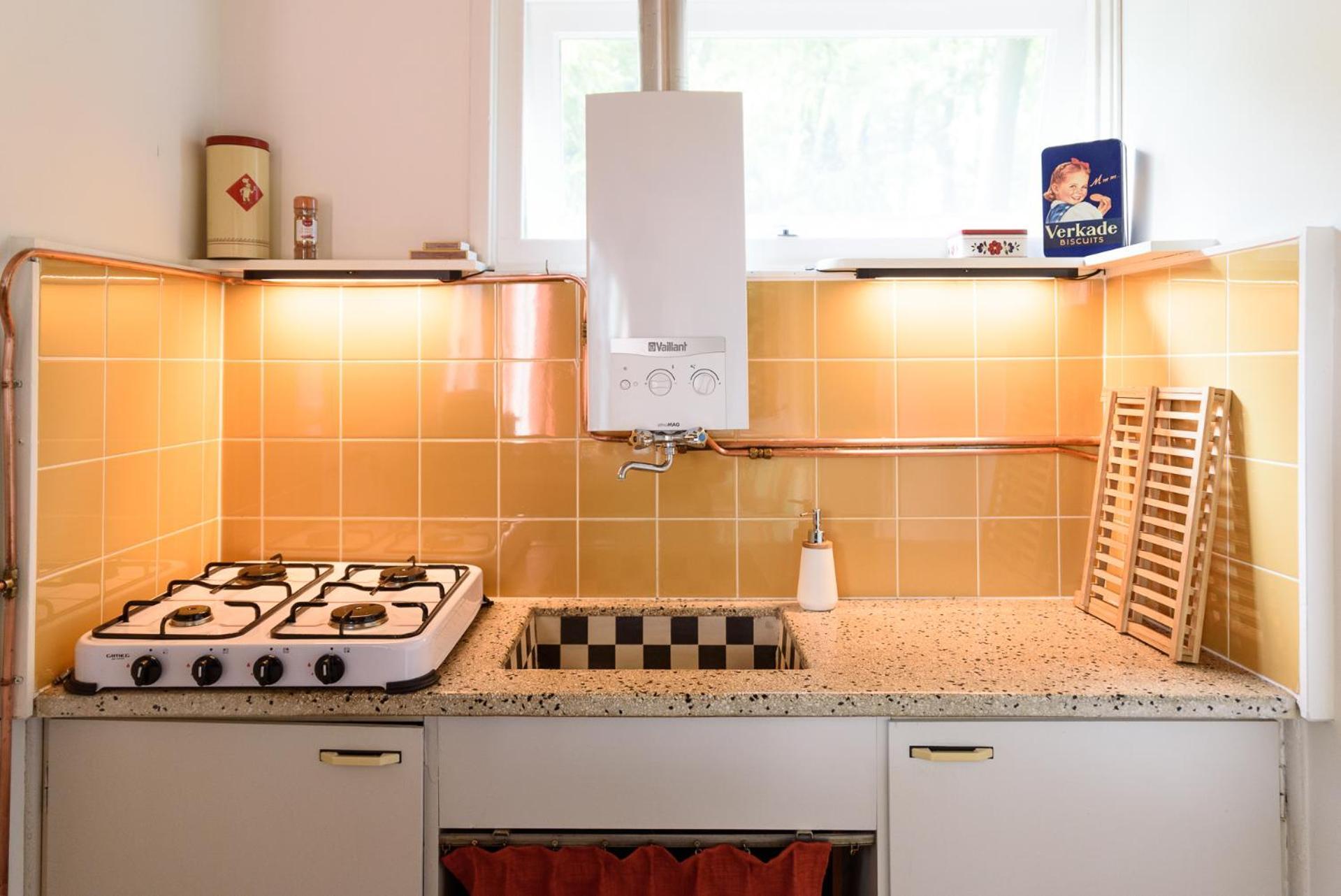 Cozy Tiny House Between Veluwe En Veluwemeer - With Free Use Of Bikes เออร์เมโล ภายนอก รูปภาพ